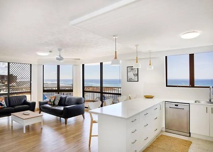 Palm Beach Side 2 Bedroom Apartment